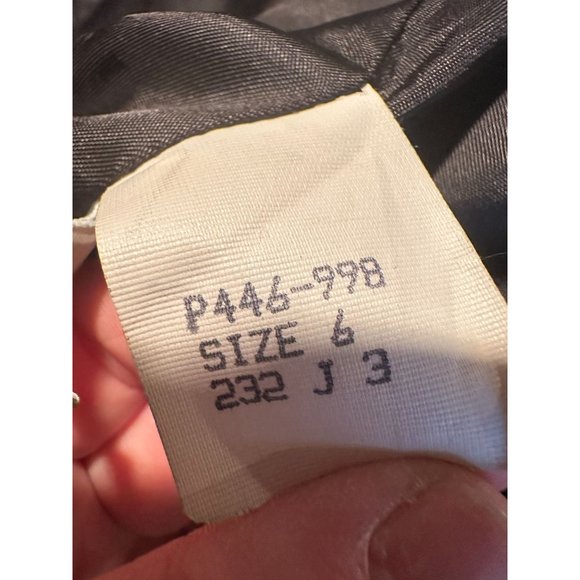 Rare find! Petite Pendleton Pure Virgin Wool Plaid Lined Blazer with Shoulder pa - Picture 12 of 12